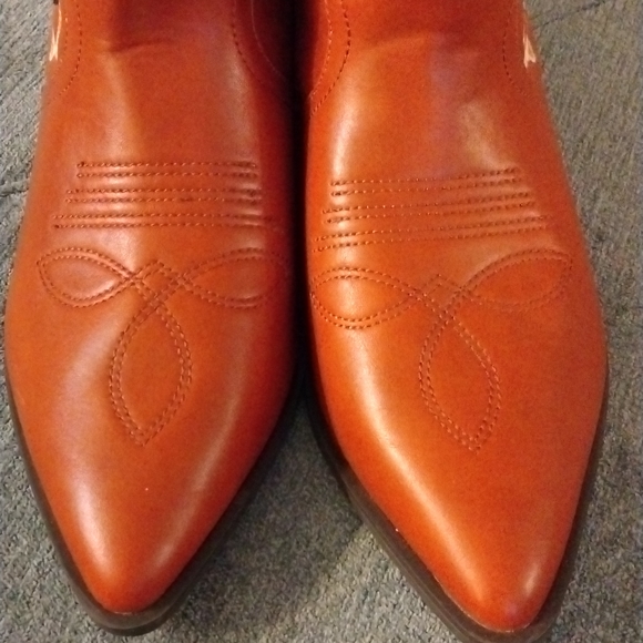 Cowboy boots - Picture 7 of 8